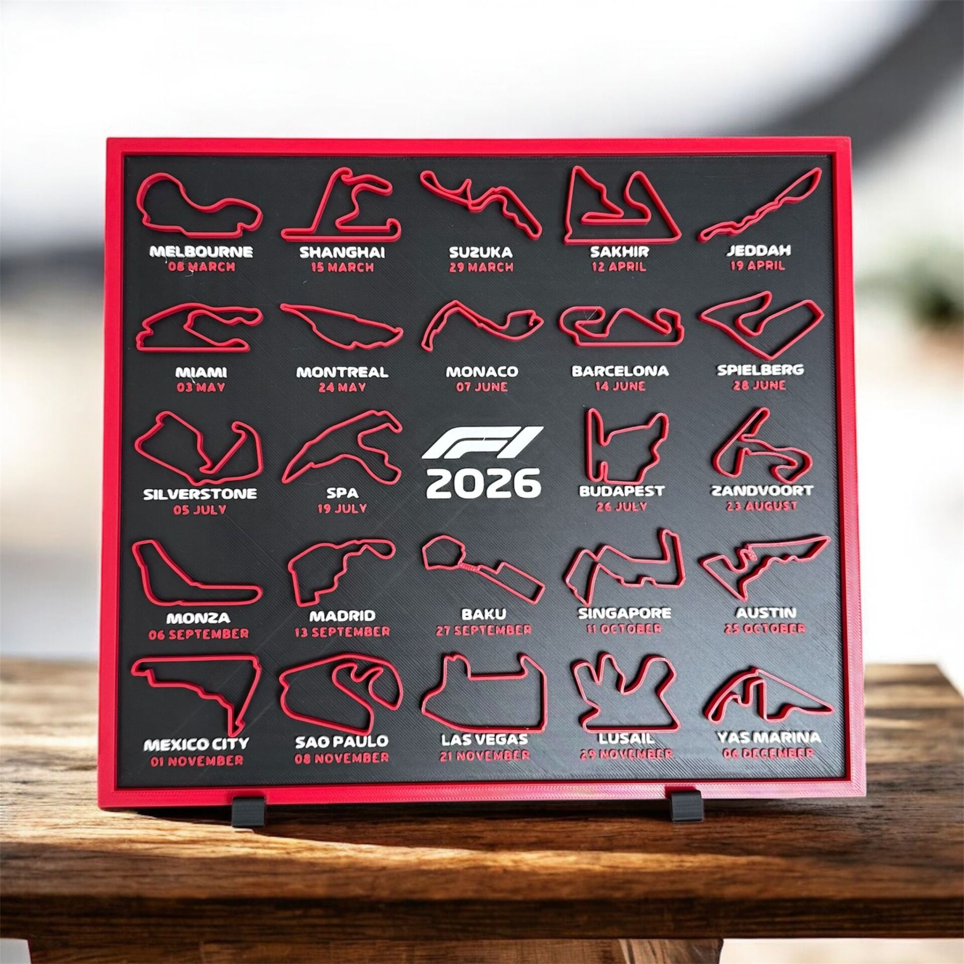 Formula 1 2026 Sezonu Yarış Takvimi Dekoratif Pano - F1 Pist Haritaları