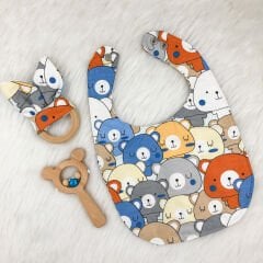 3lü Bebek Hediyelik Takımı (Sıvı Geçirmez Mama Önlüğü,Diş Kaşıyıcı, Çıngırak) Model 9