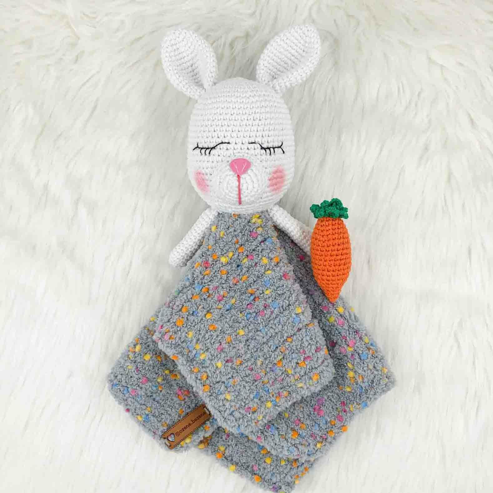 Tavşan Örgü Uyku Arkadaşı Model 12 (Amigurumi)