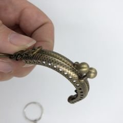 Anahtarlıklı Dikilebilir Çanta Klipsi/Çanta Bursu 6 cm (Gold)