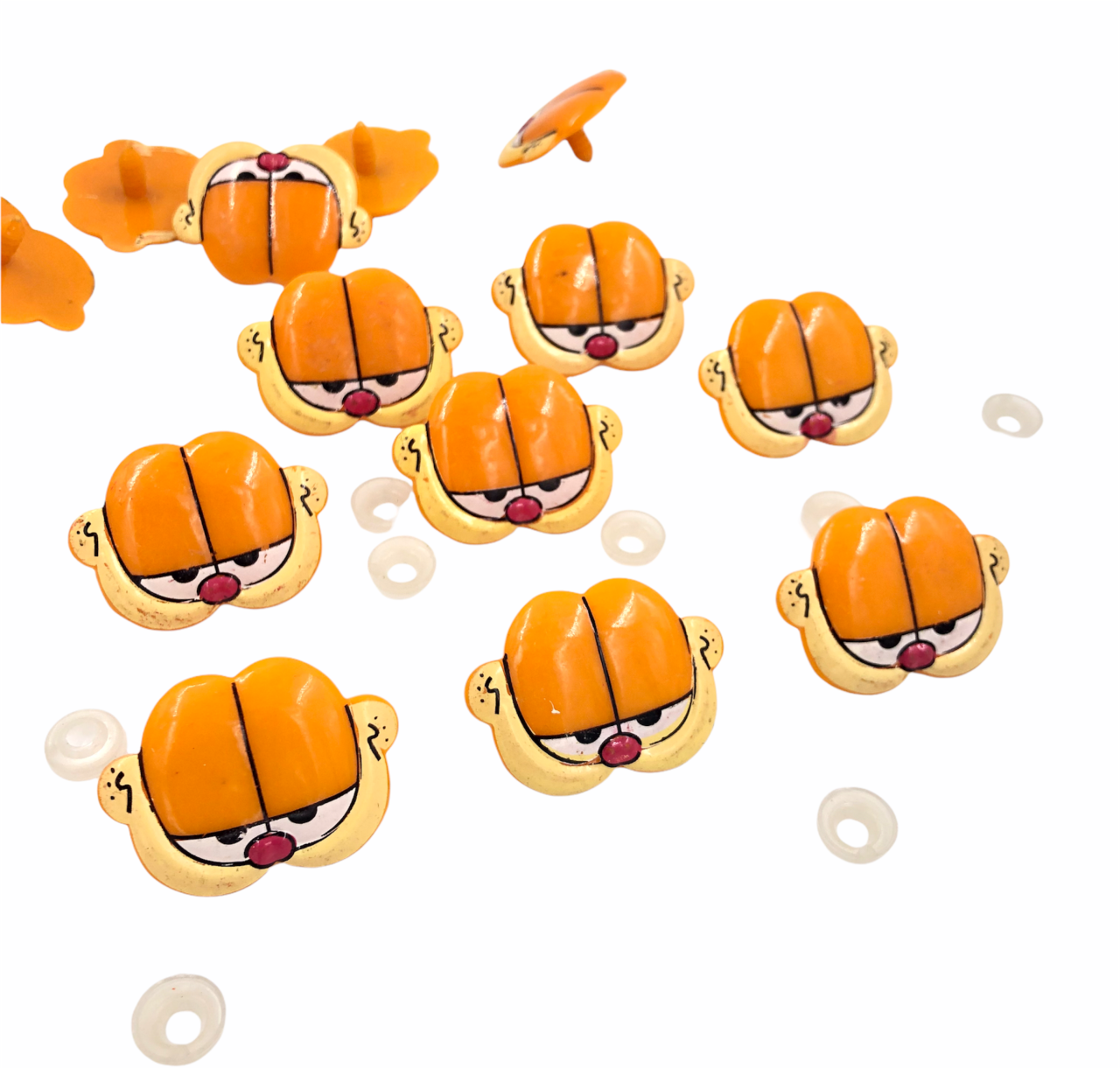 Garfield Kilitli Göz
